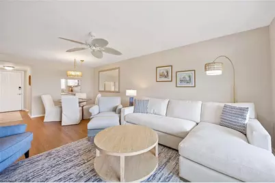 45 High Point Cir S #303, Naples, FL 34103 - Photo 6