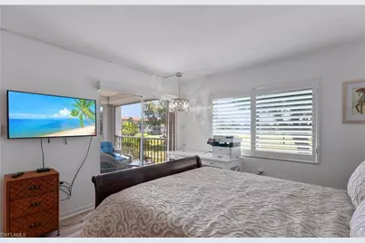 5 High Point Cir W #206, Naples, FL 34103 - Photo 14
