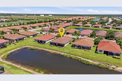 2062 Tamarron Ln, Naples, FL 34120 - Photo 20