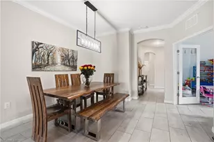 2062 Tamarron Ln, Naples, FL 34120 - Photo 10