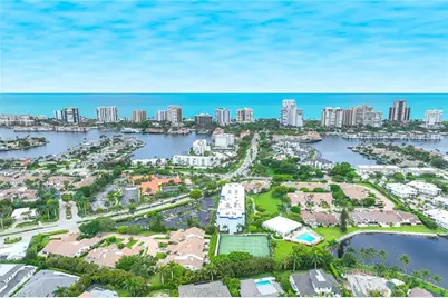 571 Park Shore Dr #G6, Naples, FL 34103 - Photo 4