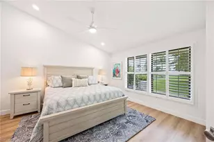 571 Park Shore Dr, Naples, FL 34103 - Photo 22