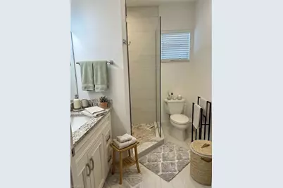 562 Laguna Royale Blvd #604, Naples, FL 34119 - Photo 14