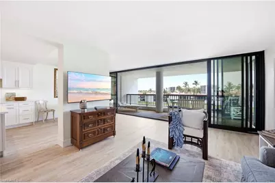 2316 Gulf Shore Blvd N #411, Naples, FL 34103 - Photo 10