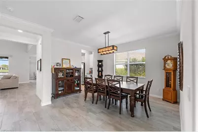 2392 Fallglo St, Naples, FL 34120 - Photo 10