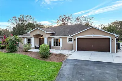 231 16th St NE, Naples, FL 34120 - Photo 2