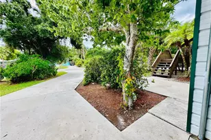 27655 Tennessee St, Bonita Springs, FL 34135 - Photo 4
