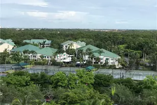 425 Cove Tower Dr, Naples, FL 34110 - Photo 26
