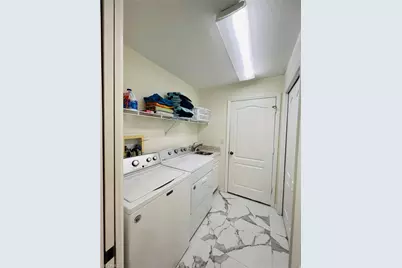 1031 Tivoli Ln, Naples, FL 34104 - Photo 16
