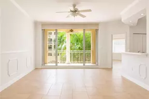 410 Bayfront Pl, Naples, FL 34102 - Photo 2