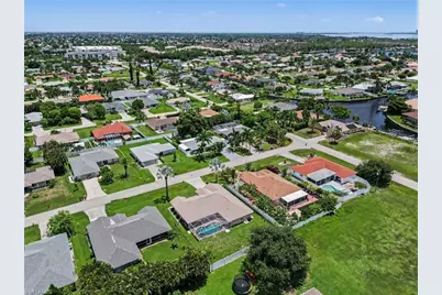 1714 SE 21st Ter, Cape Coral, FL 33990 - Photo 34