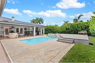 93 7th St, Bonita Springs, FL 34134 - Photo 32