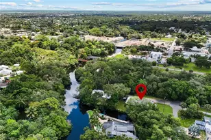 27292 East Dr, Bonita Springs, FL 34135 - Photo 4