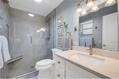 27292 East Dr, Bonita Springs, FL 34135 - Photo 16
