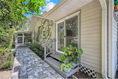 27292 East Dr, Bonita Springs, FL 34135 - Photo 24