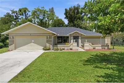 19028 Pine Run Ln, Fort Myers, FL 33967 - Photo 2