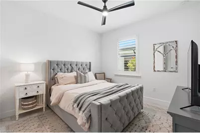 1940 Sierra Ct, Naples, FL 34120 - Photo 16