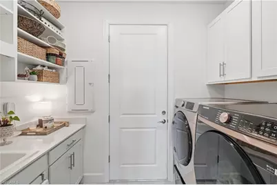 1940 Sierra Ct, Naples, FL 34120 - Photo 20