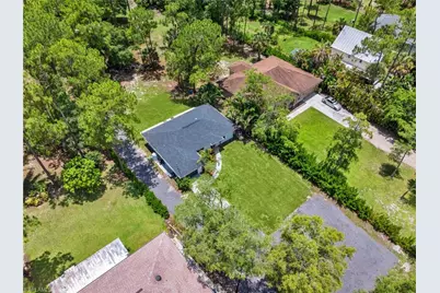 1740 20th Ave NE, Naples, FL 34120 - Photo 6