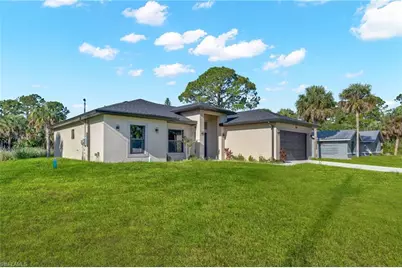 205 W 7th St, Lehigh Acres, FL 33972 - Photo 8