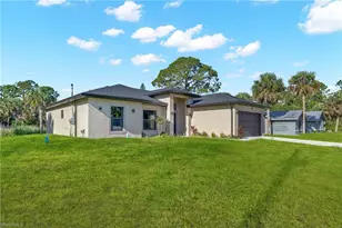 205 W 7th St, Lehigh Acres, FL 33972 - Photo 8