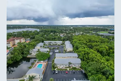 4625 Bayshore Dr #D7, Naples, FL 34112 - Photo 2