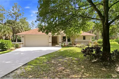 5231 Hickory Wood Dr, Naples, FL 34119 - Photo 44