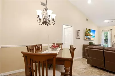 5231 Hickory Wood Dr, Naples, FL 34119 - Photo 12
