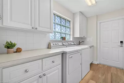 14700 Ferrara Ct, Bonita Springs, FL 34135 - Photo 26