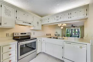 1702 Kings Lake Blvd, Naples, FL 34112 - Photo 8