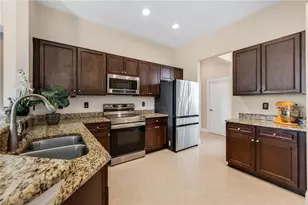 934 Tropical Bay Ct, Naples, FL 34120 - Photo 10