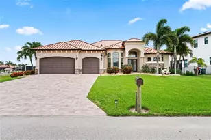 2639 SW 29th Ave, Cape Coral, FL 33914 - Photo 2
