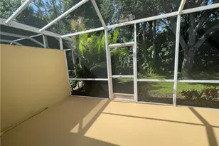 5708 Greenwood Cir, Naples, FL 34112 - Photo 24