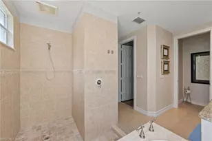2809 Tiburon Blvd E, Naples, FL 34109 - Photo 20