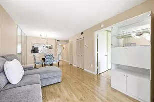 7406 Lake Breeze Dr, Fort Myers, FL 33907 - Photo 12