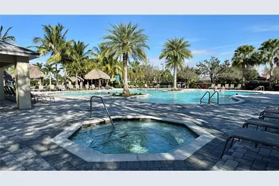 2066 Tamarron Ln, Naples, FL 34120 - Photo 24