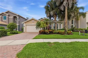 2009 Isla De Palma Cir, Naples, FL 34119 - Photo 2