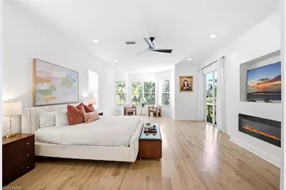 2292 Guadelupe Dr, Naples, FL 34119 - Photo 20