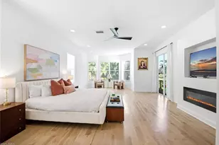 2292 Guadelupe Dr, Naples, FL 34119 - Photo 20