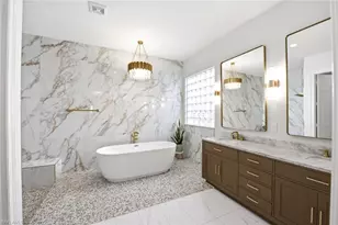 2292 Guadelupe Dr, Naples, FL 34119 - Photo 24