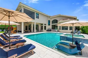 2954 Cinnamon Bay Cir, Naples, FL 34119 - Photo 16