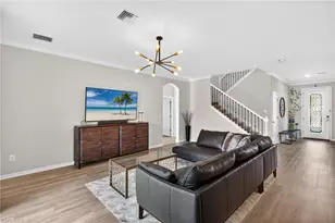 9452 Foxglove Ln, Naples, FL 34120 - Photo 6