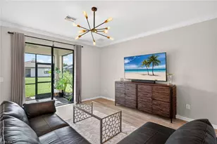 9452 Foxglove Ln, Naples, FL 34120 - Photo 4