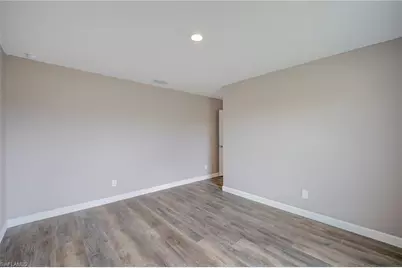 150 Blackstone Dr, Fort Myers, FL 33913 - Photo 14
