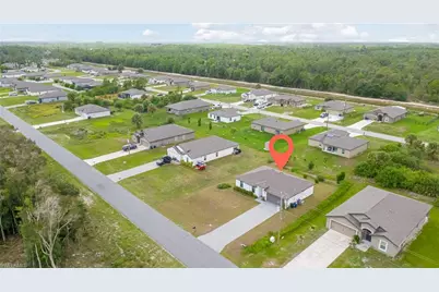 150 Blackstone Dr, Fort Myers, FL 33913 - Photo 20