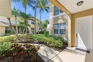 800 Carrick Bend Cir, Naples, FL 34110 - Photo 2