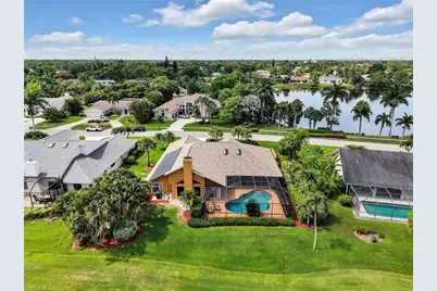 2108 Imperial Golf Course Blvd, Naples, FL 34110 - Photo 38