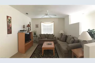 500 Robin Hood Cir #202, Naples, FL 34104 - Photo 10