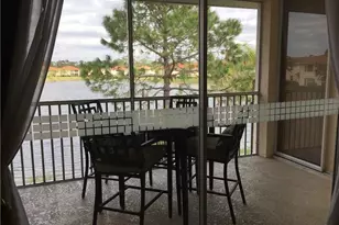 500 Robin Hood Cir, Naples, FL 34104 - Photo 18