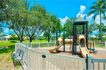 28010 Grossetto Way, Bonita Springs, FL 34135 - Photo 6